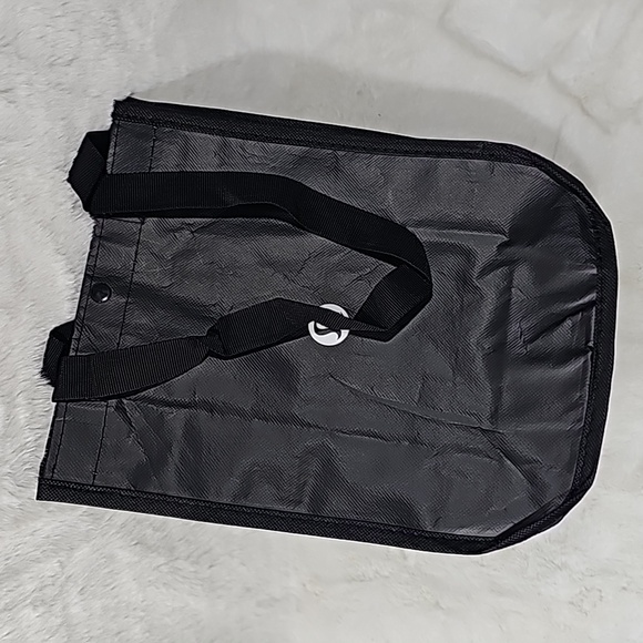 Lululemon Holiday Special Edition Small Reusable Tote Carryall Gym Bag - Picture 3 of 5